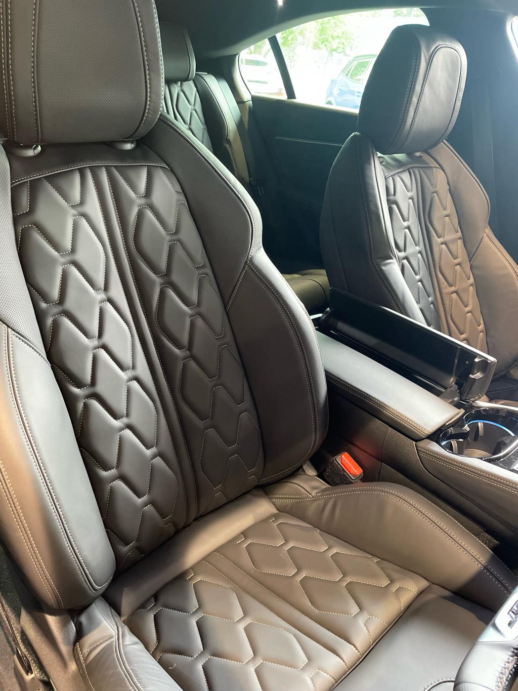 認定中古車紹介！！