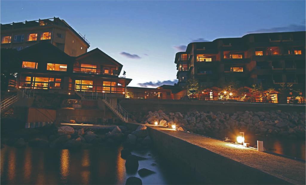 2008に乗って軽井沢・淡路島へ行こう👀✨